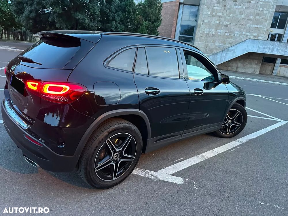 Mercedes-Benz GLA 250 e 8G-DCT AMG Line - 8