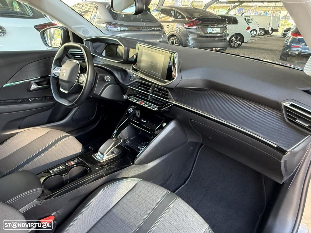 Peugeot e-208 50 kWh Allure - 38