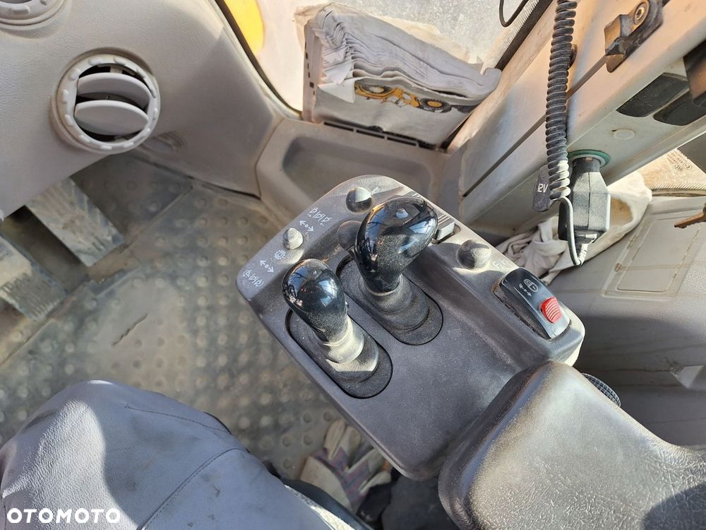 Volvo L 120 H 4X4 - 20