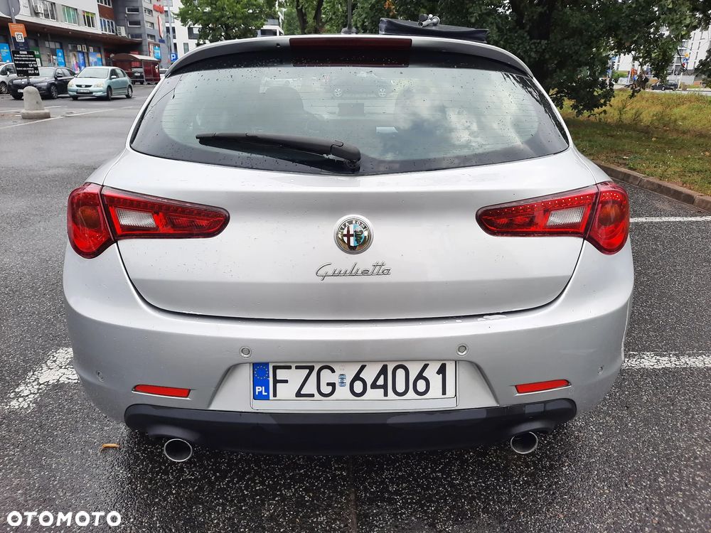 Alfa Romeo Giulietta 2.0 JTDM 16V Turismo - 23