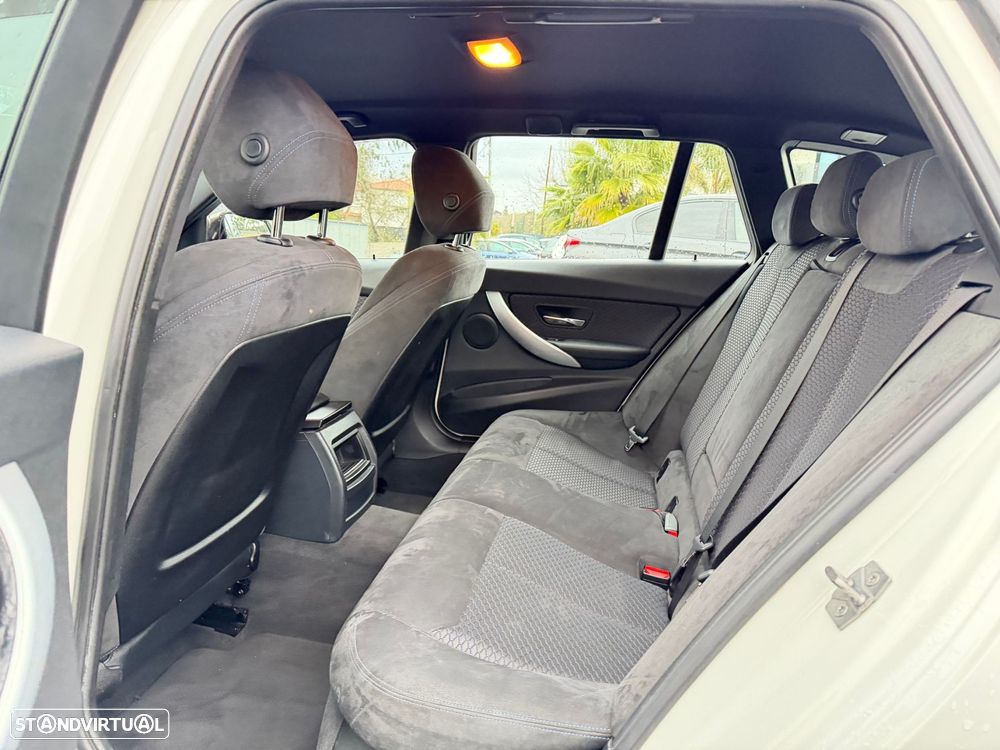 BMW 318 d Pack M - 35