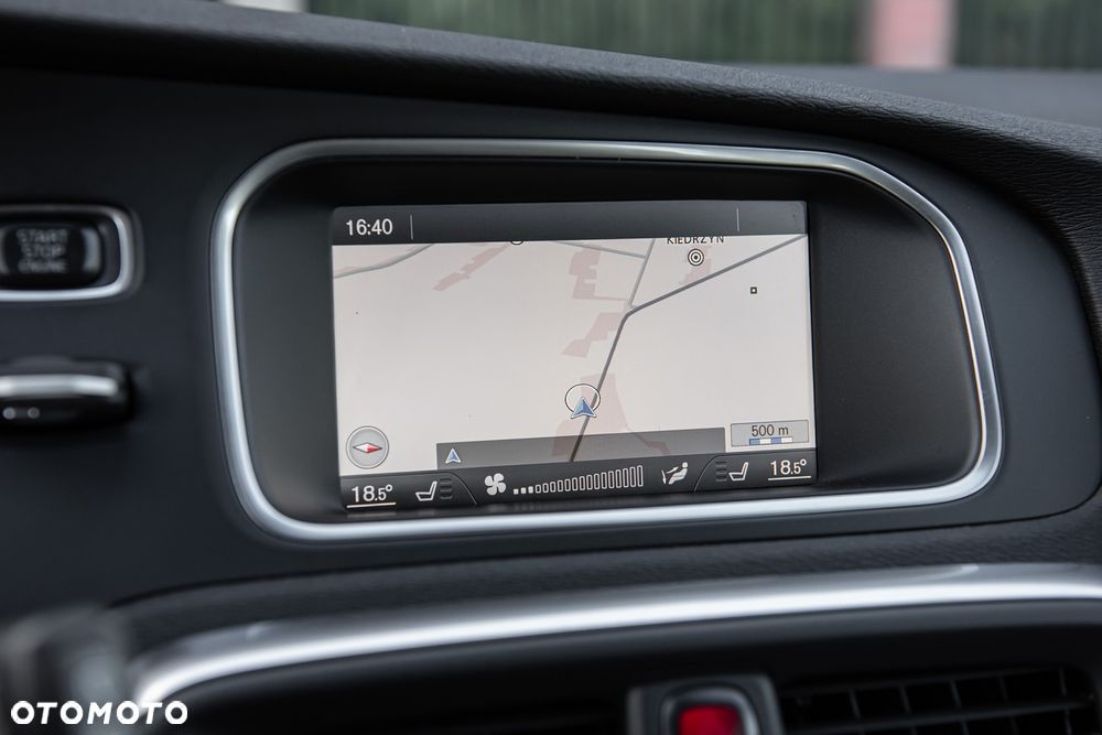 Volvo V40 D3 Geartronic - 22