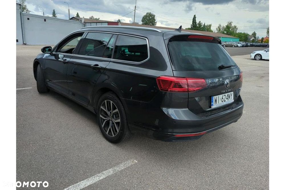 Volkswagen Passat Variant 2.0 TDI SCR Business DSG - 4