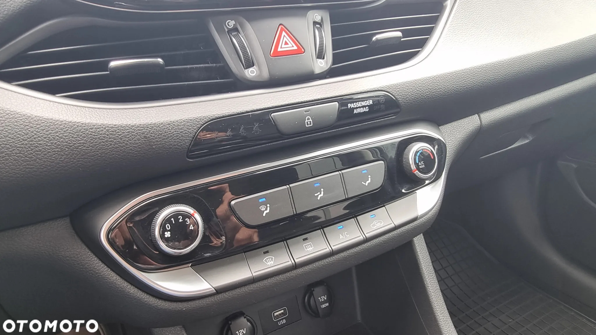 Hyundai i30 1.5 DPI Modern - 18