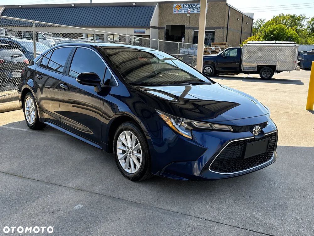 Toyota Corolla - 1