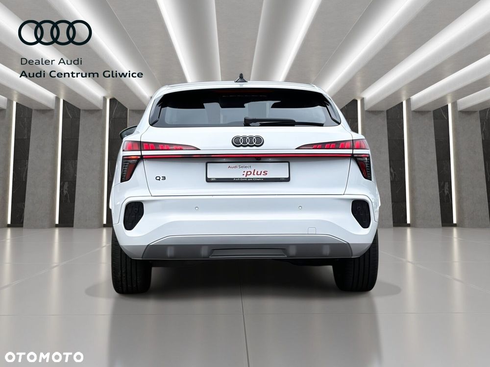 Audi Q3 Sportback - 6