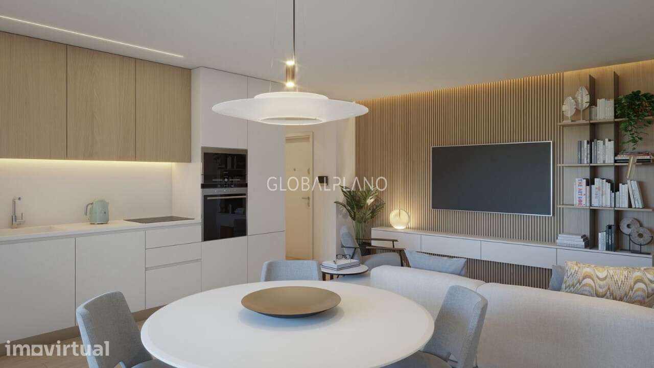 Apartamento T2 com boas áreas Portimão - Grande imagem: 2/12