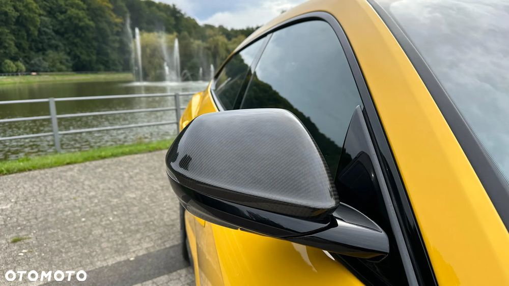 Lamborghini Urus - 12