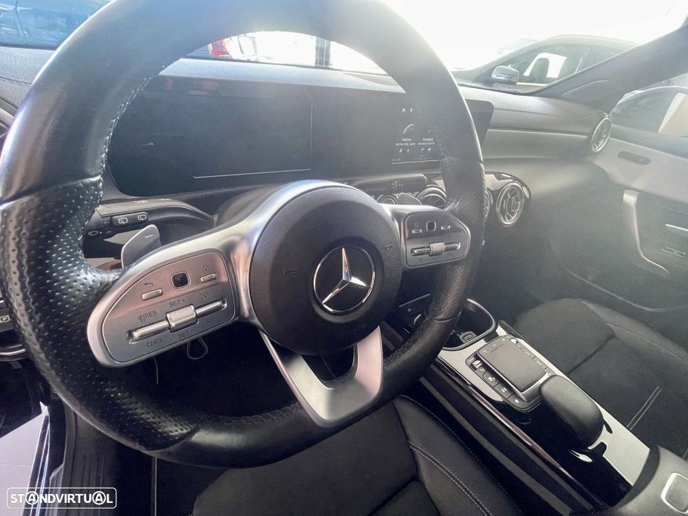 Mercedes-Benz A 250 e 8G-DCT AMG Line - 15