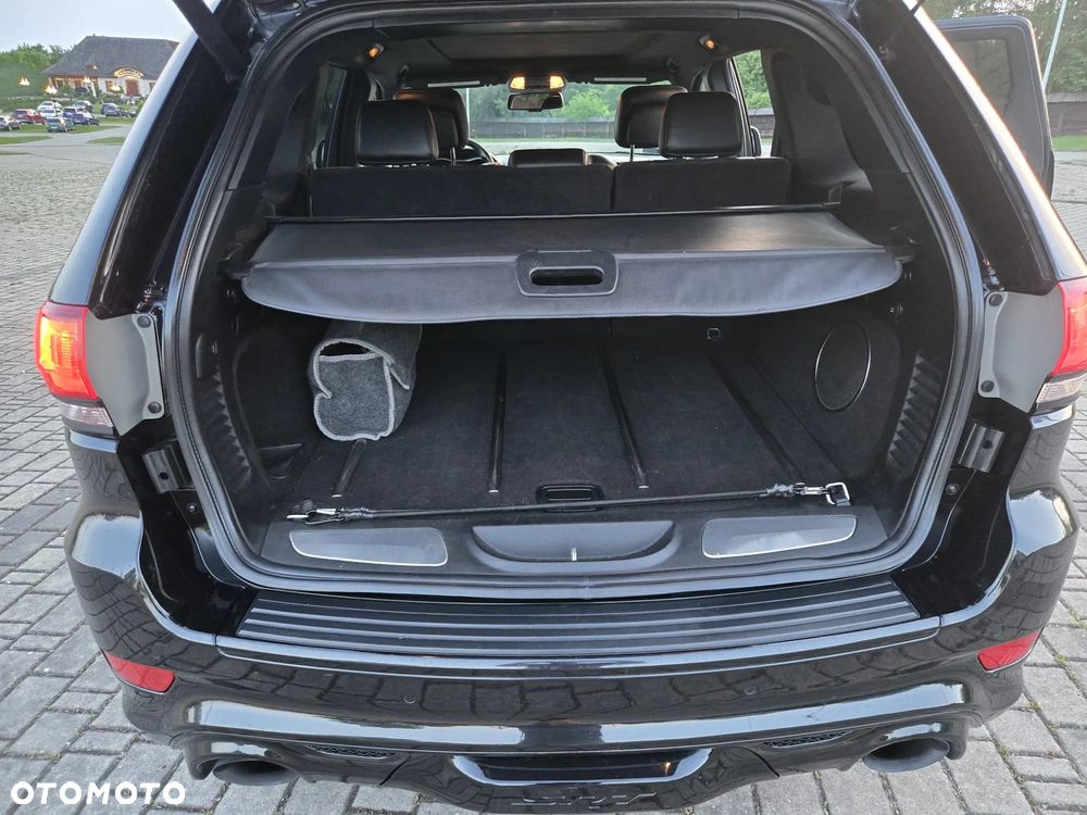 Jeep Grand Cherokee 6.4 V8 SRT8 - 8