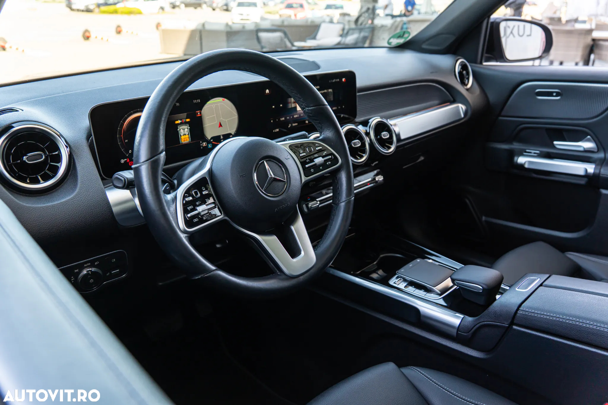 Mercedes-Benz GLB 250 4Matic 8G-DCT AMG Line - 3