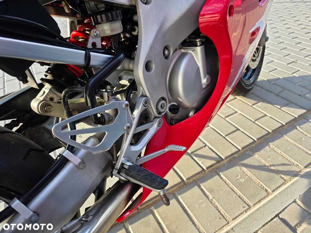 Honda CBR - 17