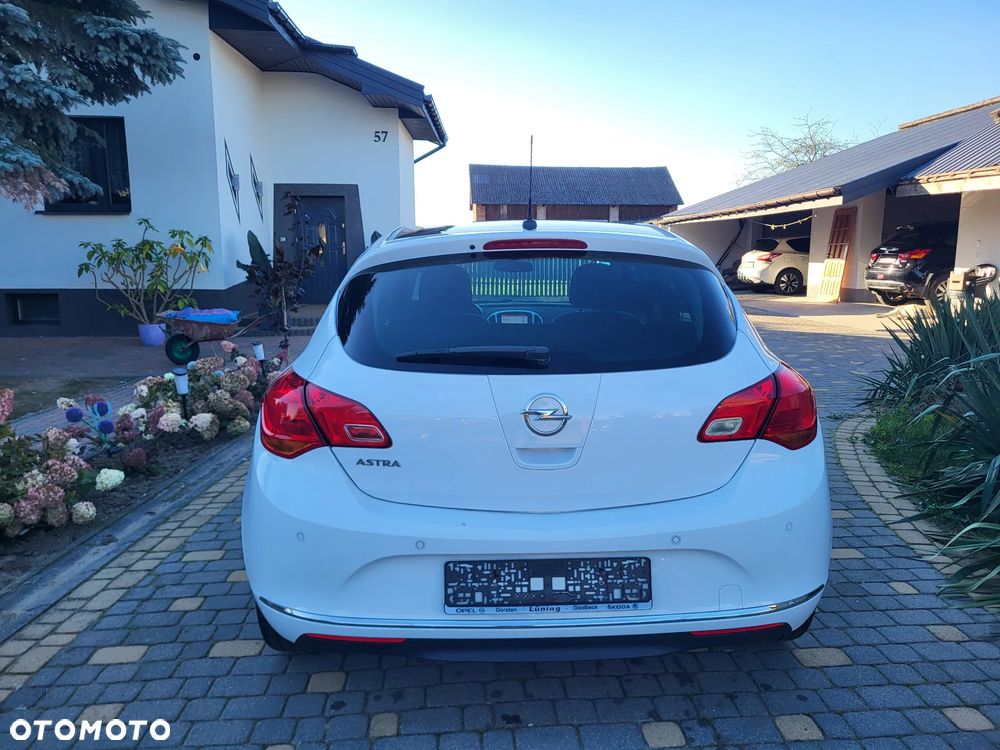 Opel Astra - 37