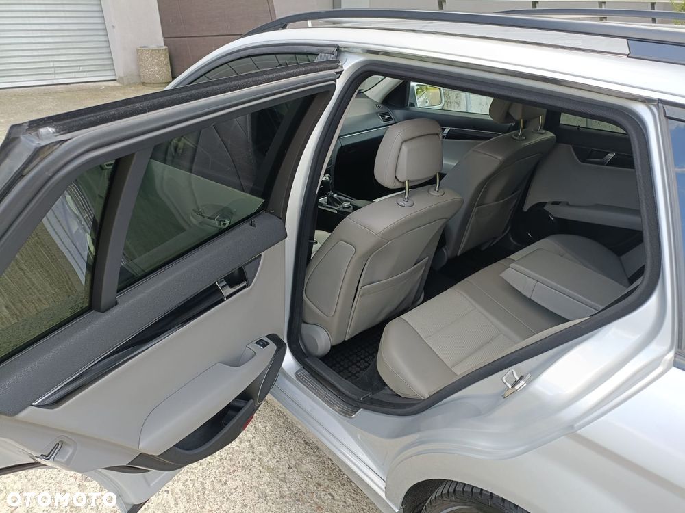 Mercedes-Benz Klasa C 200 CDI BlueEff Avantgarde - 10