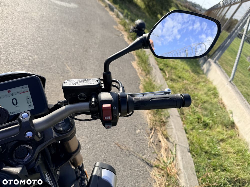 Honda CB - 14