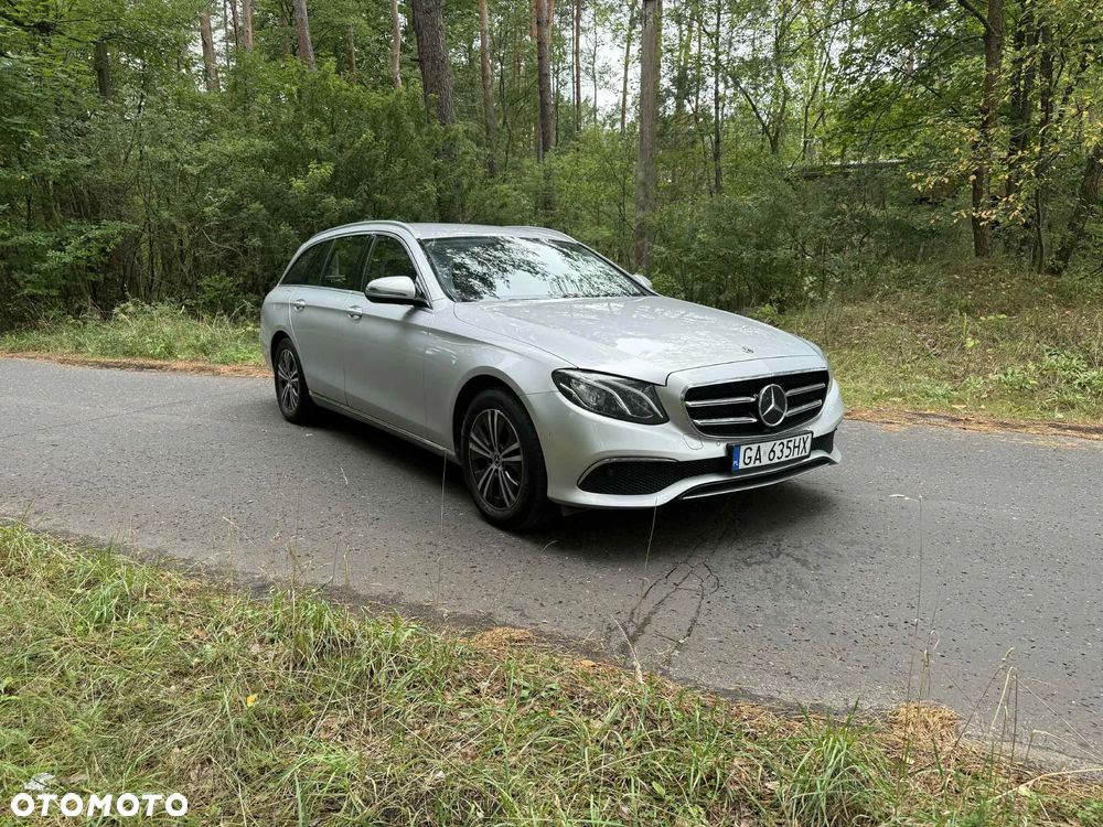 Mercedes-Benz Klasa E 220 d 9G-TRONIC - 2