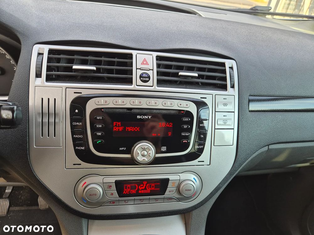 Ford Kuga 2.0 TDCi Titanium - 7
