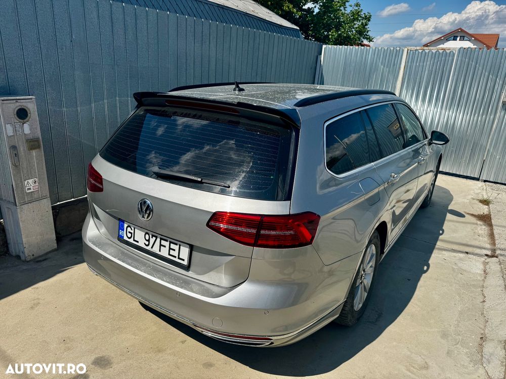 Volkswagen Passat 2.0 TDI DSG (BlueMotion Technology) Comfortline - 4