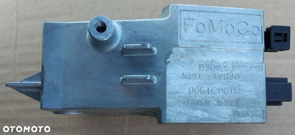 Ford Focus MK3  Blokada kierownicy stacyjka - 2