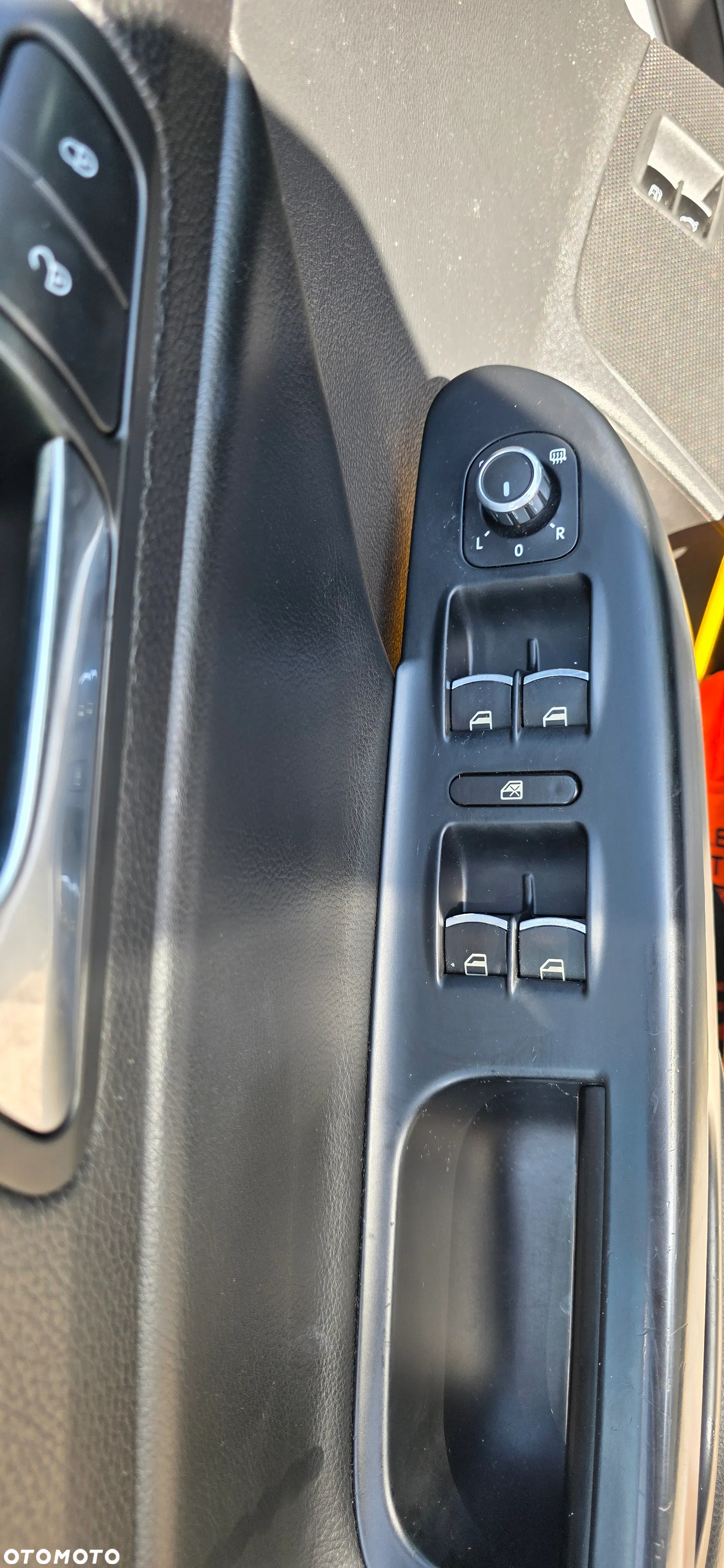 Volkswagen Passat 2.0 TDI 4Mot Highline - 8