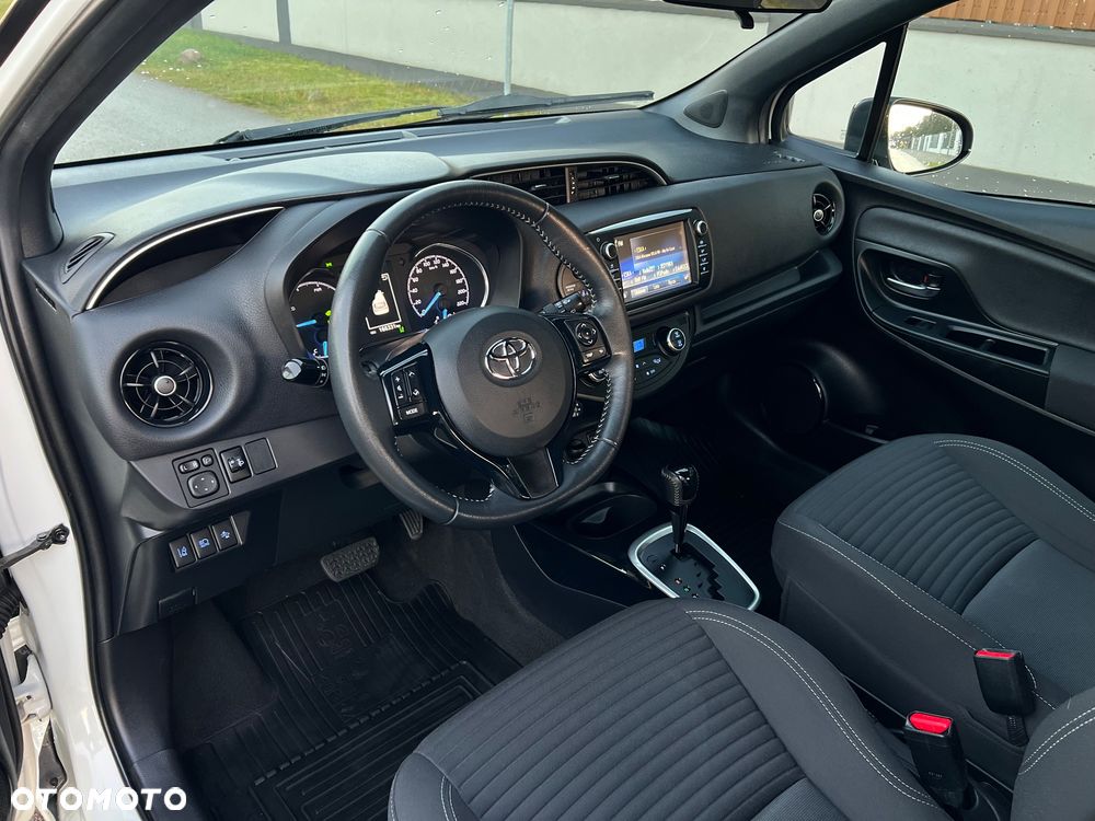 Toyota Yaris 1.5 VVT-i Selection - 8