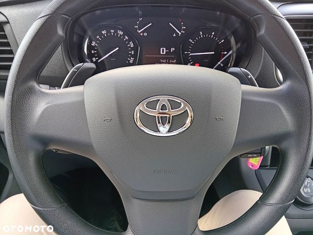 Toyota PROACE - 13