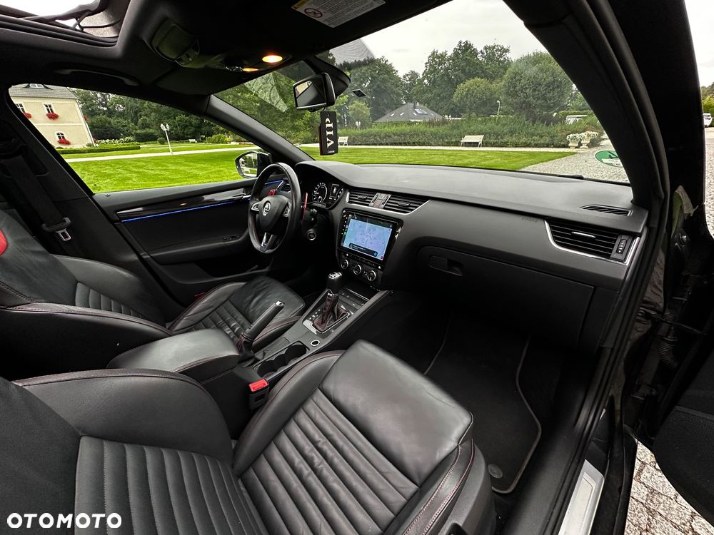 Skoda Octavia 2.0 TDI RS DSG - 16