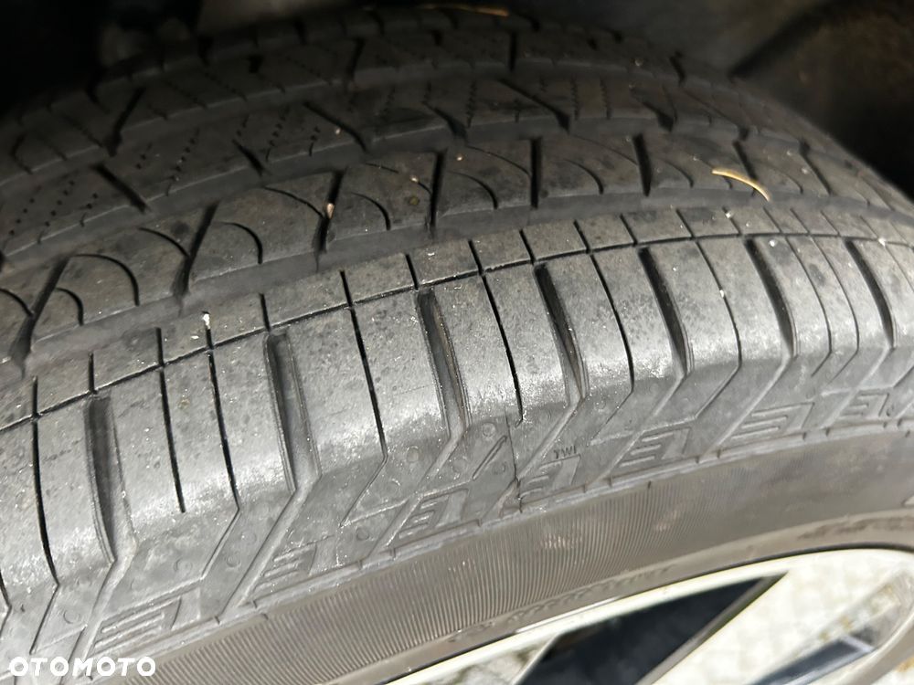 Volvo XC 60 T8 AWD Recharge Geartronic RDesign - 36