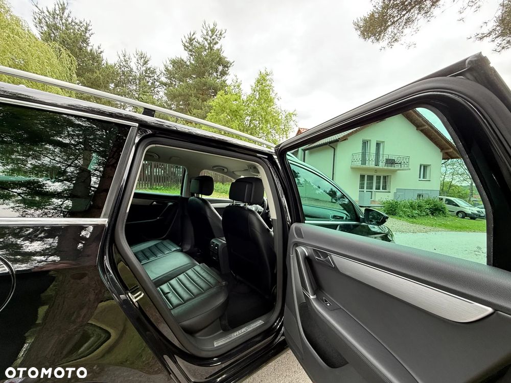 Volkswagen Passat Variant 2.0 Blue TDI SCR Highline - 29
