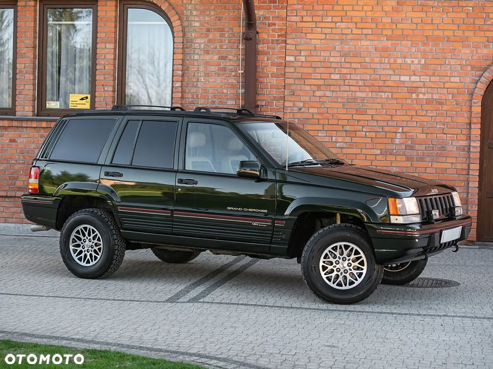 Jeep Grand Cherokee - 8