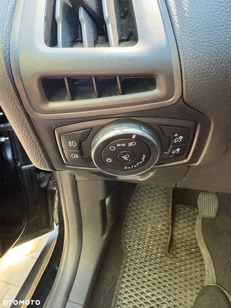 Ford Focus 1.6 TDCi Edition - 38