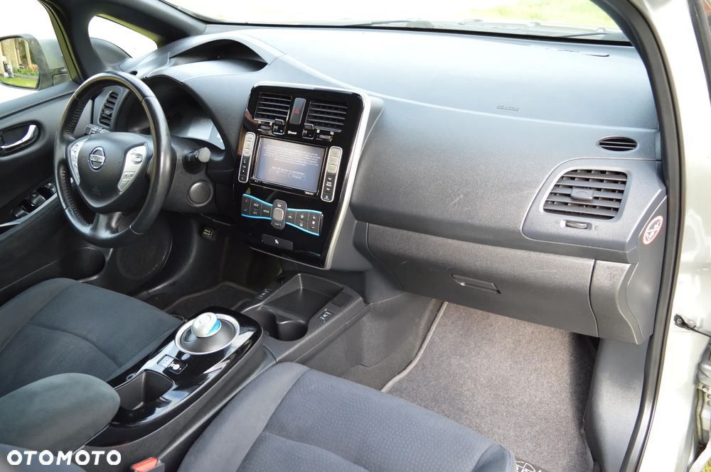 Nissan Leaf 24 kWh (mit Batterie) Visia - 24