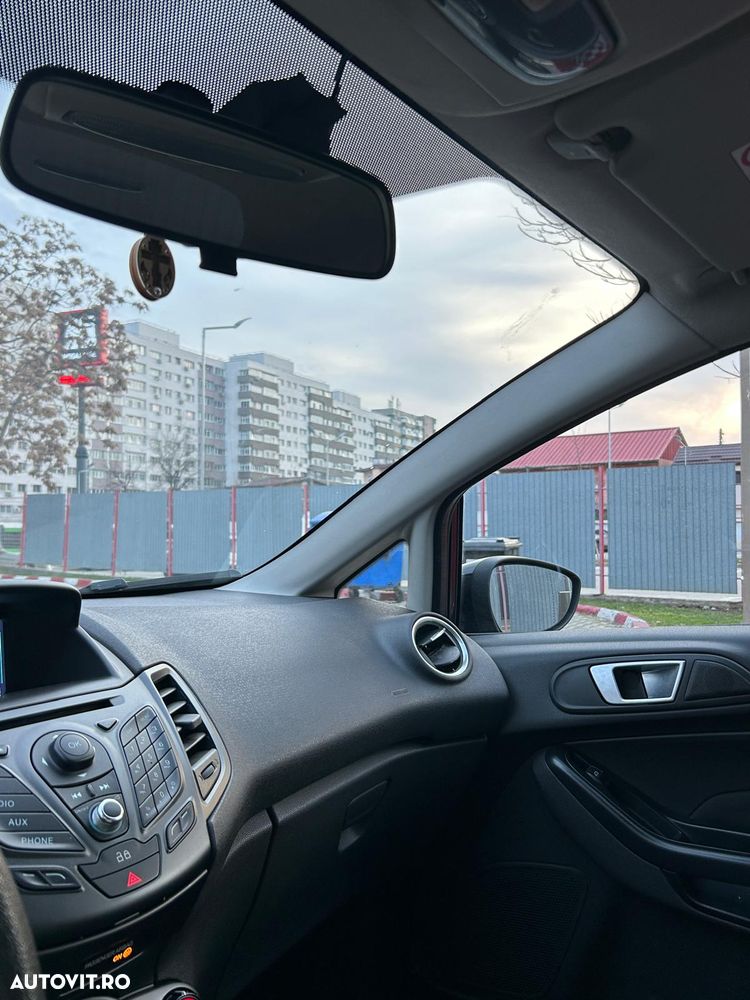 Ford Fiesta - 14