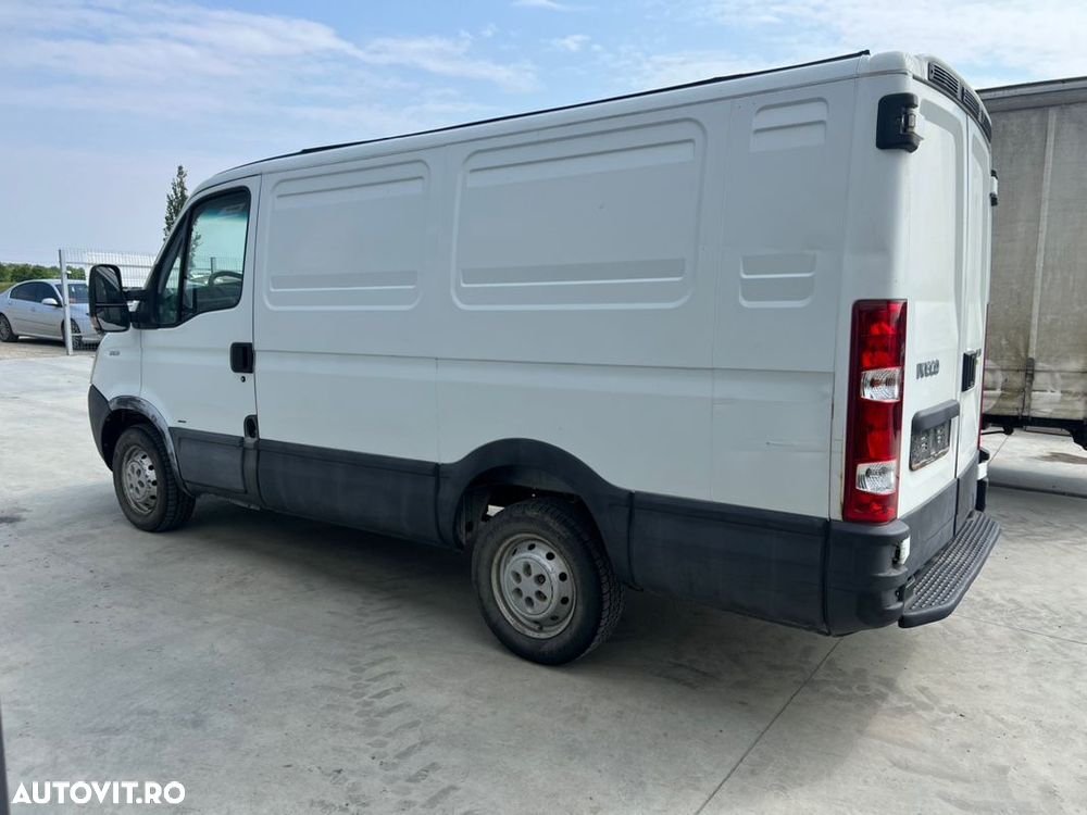 DEZMEMBREZ Piese Auto IVECO Daily Motor 2.3 Diesel Euro 4 Cutie de viteze Manuala 5 + 1 Trepte Punte Cardan Volan Stanga Plansa de Bord USA culisanta Spate - 6