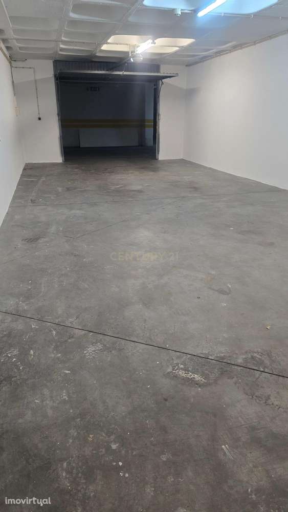 Garagem Premium com 60m² no Amorosa Place – Odivelas - Grande imagem: 4/9