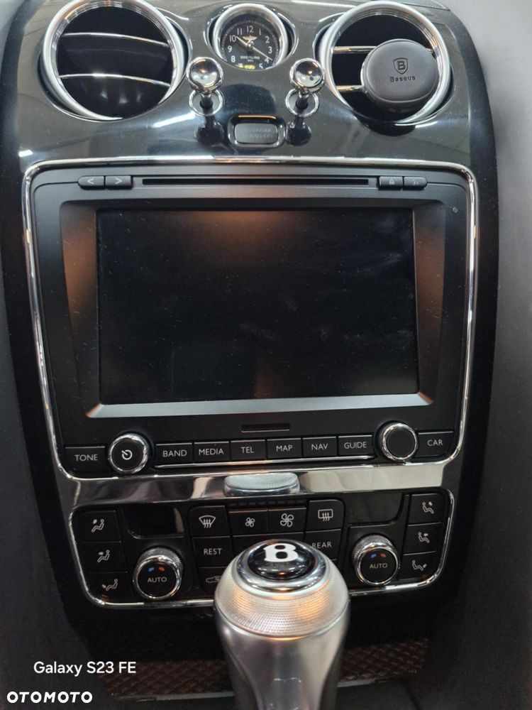 Bentley Continental GT - 13