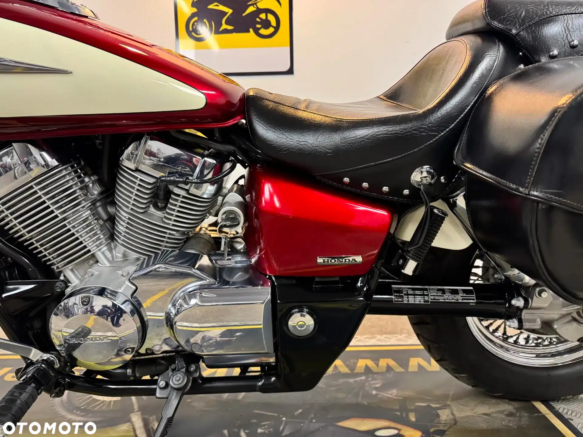 Honda Shadow - 24
