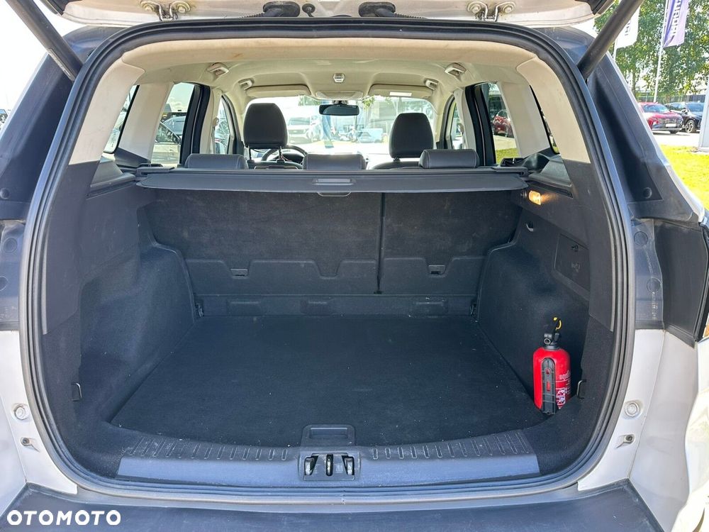 Ford Kuga - 14