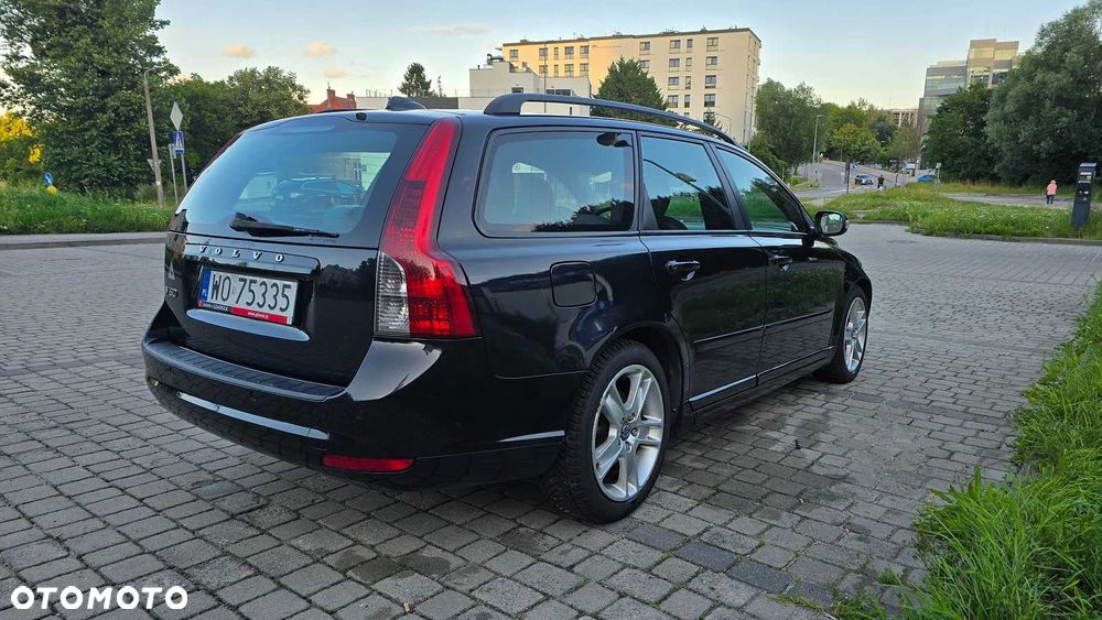 Volvo V50 - 3