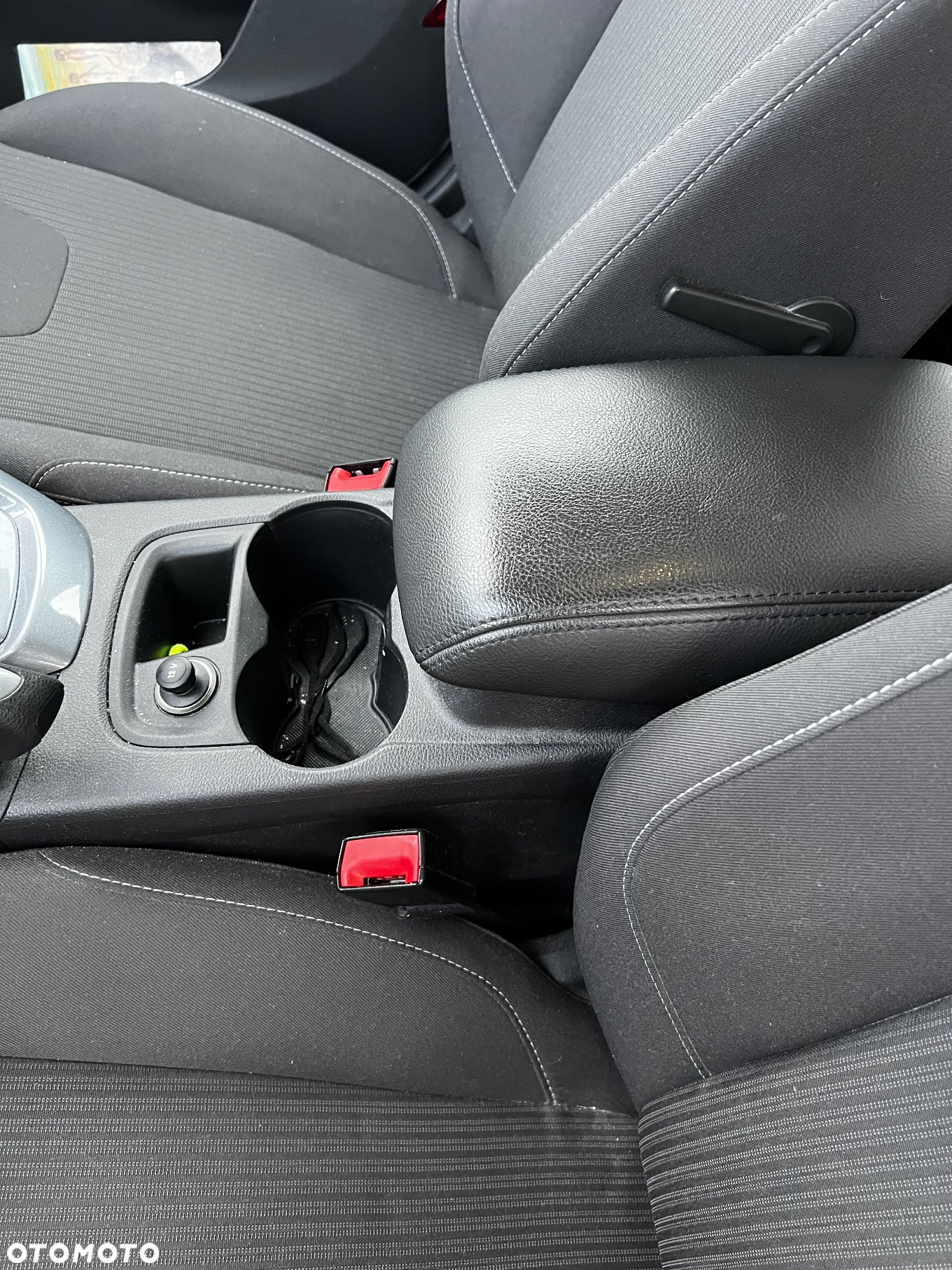 Ford Focus 1.6 EcoBoost Titanium - 8