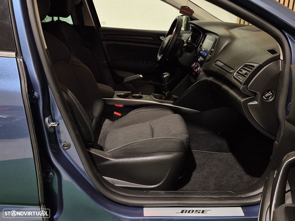 Renault Mégane Sport Tourer 1.5 Blue dCi Limited - 26