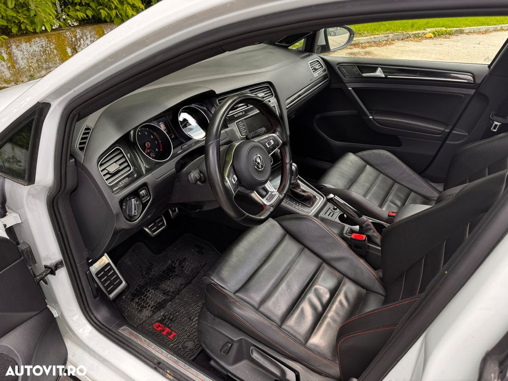 Volkswagen Golf 2.0 TSI BMT DSG GTI - 4