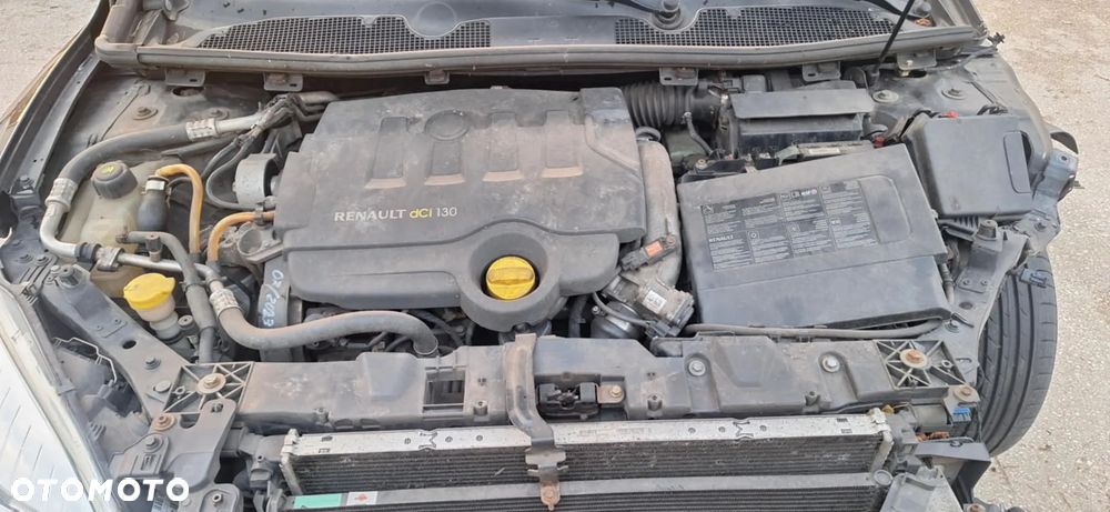 Renault MEGANE III 1,9DCI 130KM chłodnica wody - 2