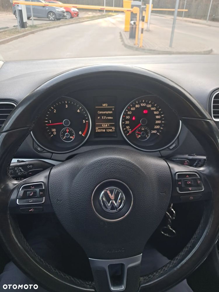 Volkswagen Golf 2.0 TDI DPF BlueMotion Technology DSG Team - 8