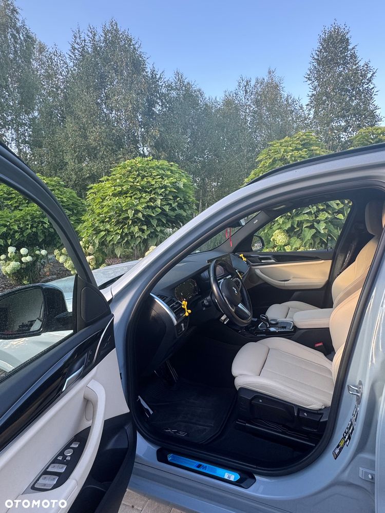 BMW X3 xDrive20d mHEV - 9