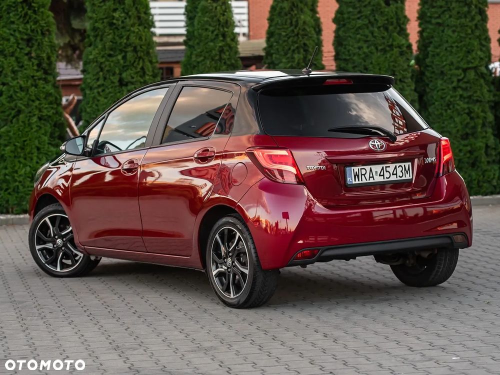Toyota Yaris 1.33 Selection Platinum - 9