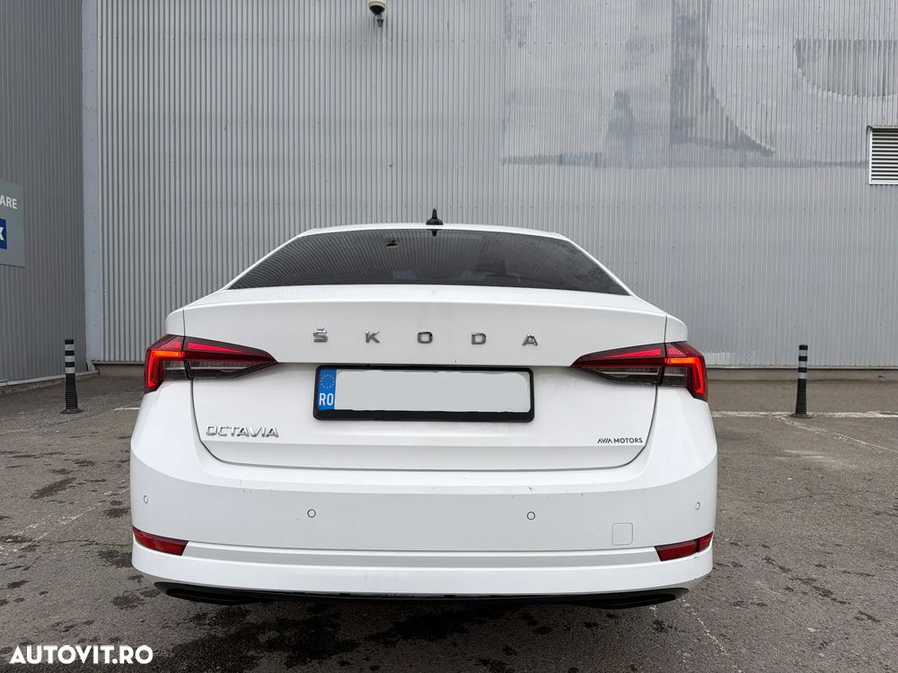 Skoda Octavia 2.0 TDI Style - 4