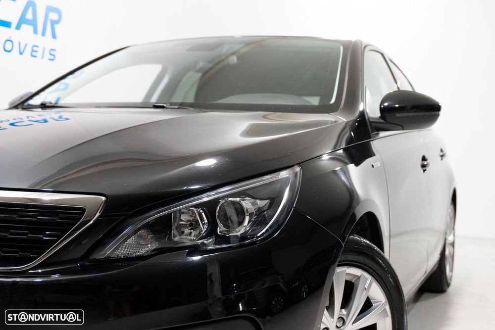 Peugeot 308 1.2 PureTech Style - 4