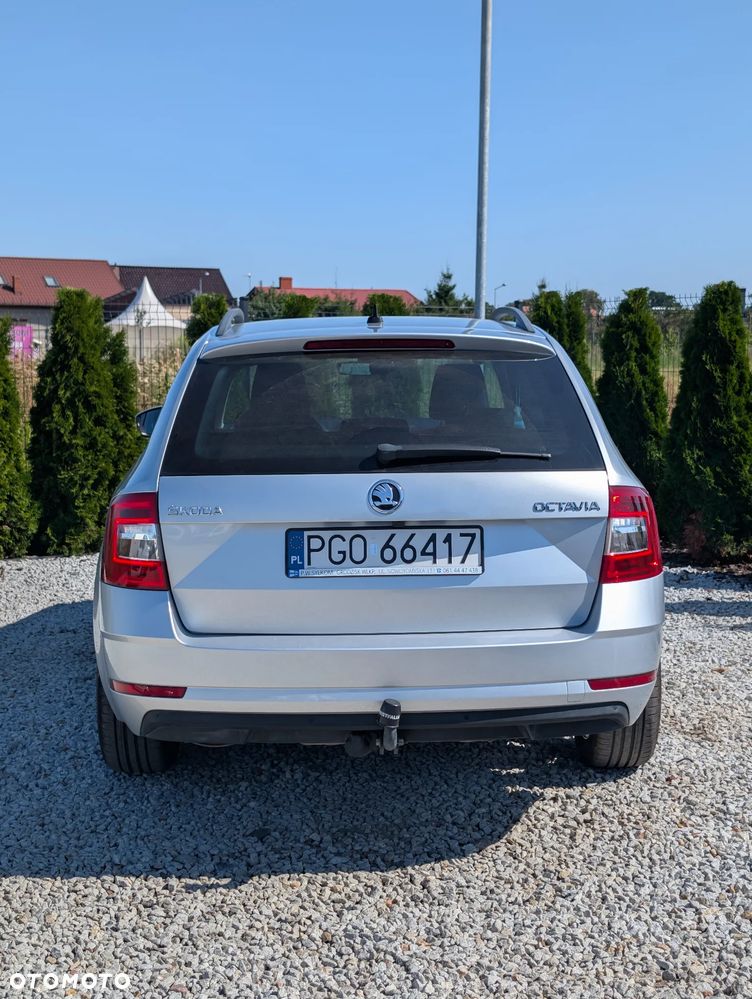 Skoda Octavia 2.0 TDI DSG Style - 7