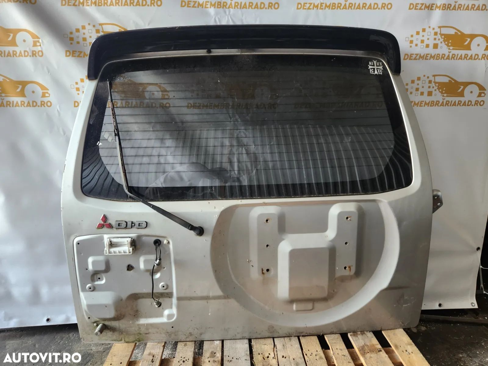 Haion Hayon Cu Luneta Mitsubishi Pajaro MK3 Model 4-5 Usi - Dezmembrari Arad - 1